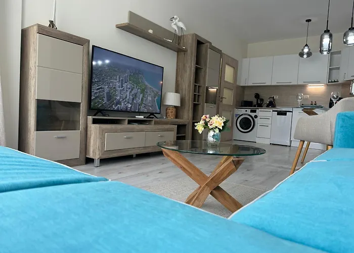 Elizi Summer House In South Bay Appartement