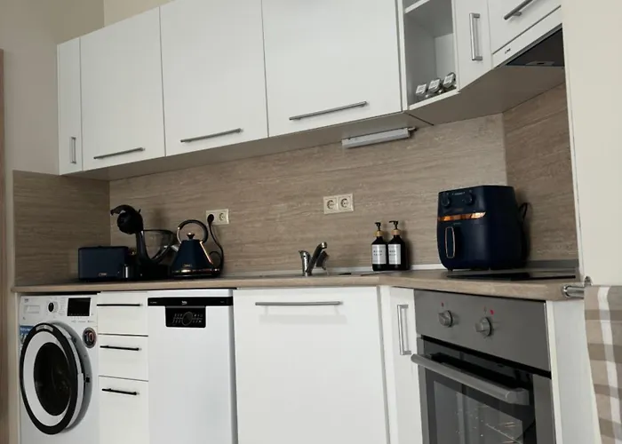 Elizi Summer House In South Bay Varna