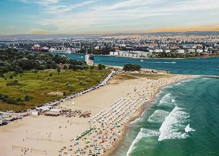 Elizi Summer House In South Bay Appartement