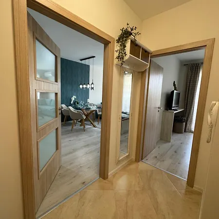 Апартаменты Elizi Summer House In South Bay *