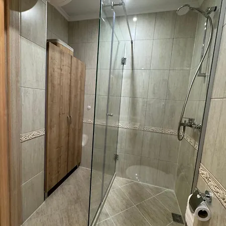 Elizi Summer House In South Bay Апартаменты