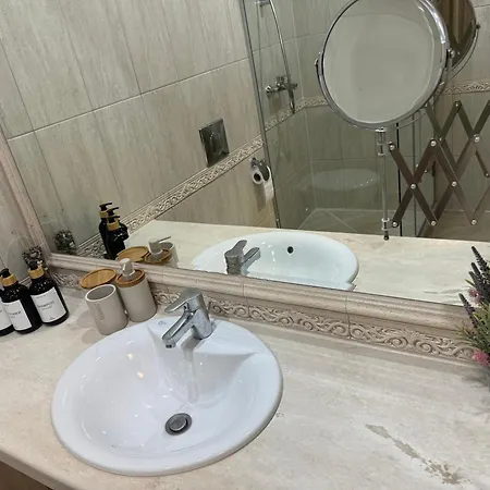 Elizi Summer House In South Bay Апартаменты *