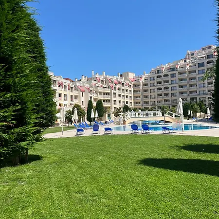 Апартаменты Elizi Summer House In South Bay *