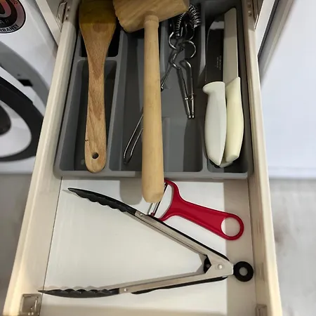 Апартаменты Elizi Summer House In South Bay