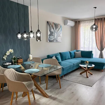 Apartment Elizi Summer House In South Bay