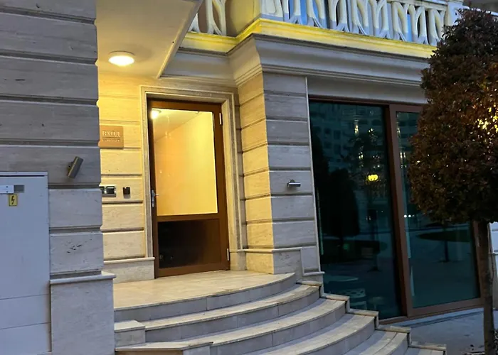 Elizi Summer House In South Bay