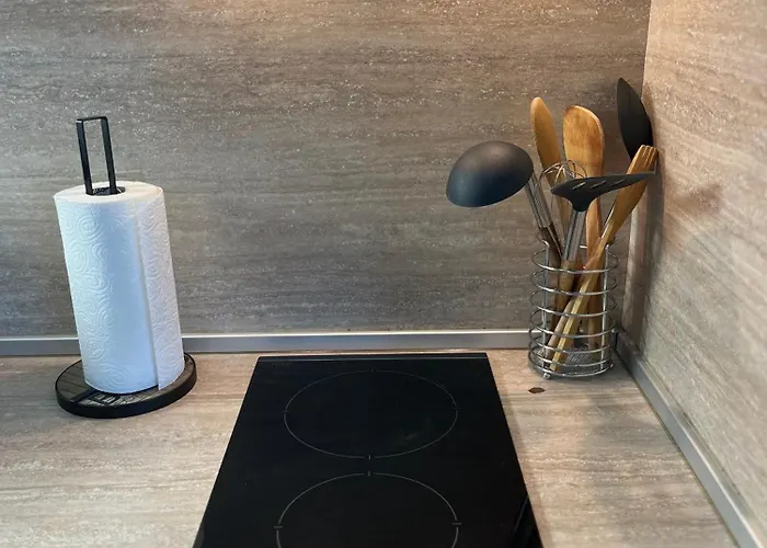 Elizi Summer House In South Bay