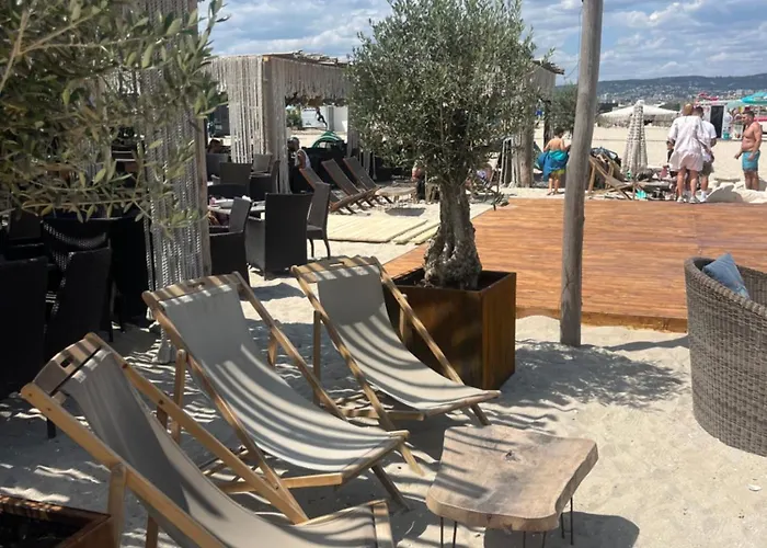 Elizi Summer House In South Bay Varna